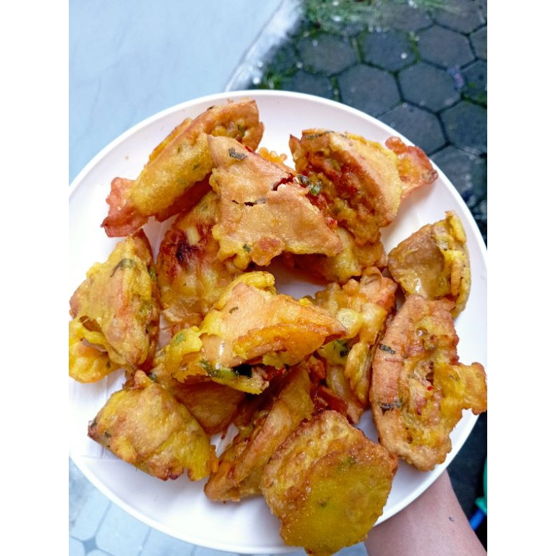 

Tahu Isi Jaletot Frozen Handmade Isi 8 Pcs / Bungkus