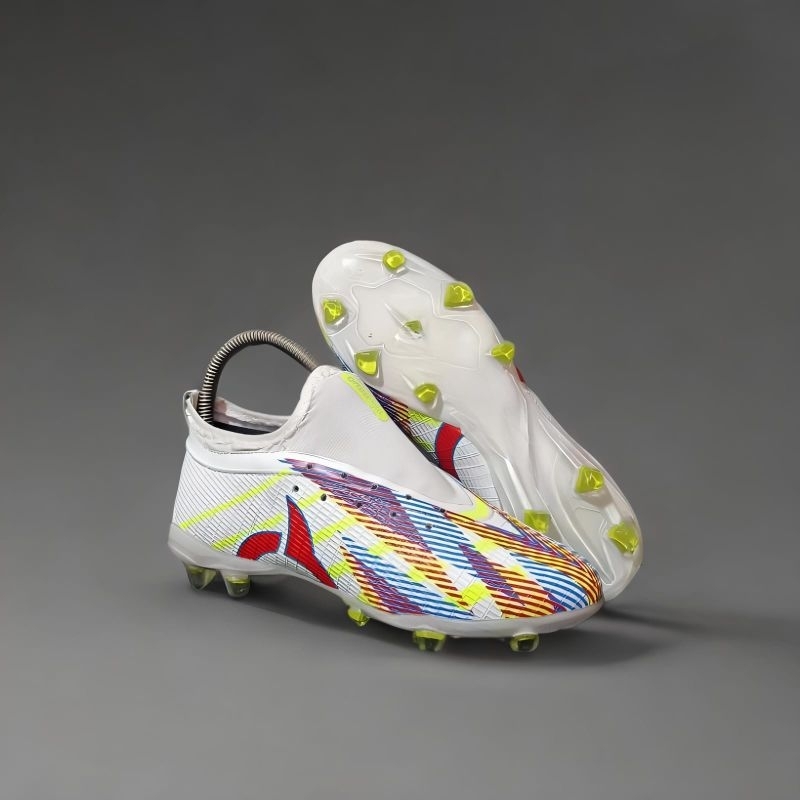 Ortuseight Sepatu Bola Anak Catalyst Sepatu Sepak Bola Junior