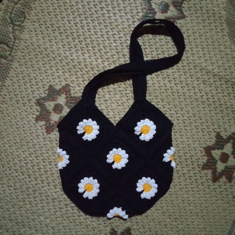 Cantika Tas Rajut Bunga Daisy