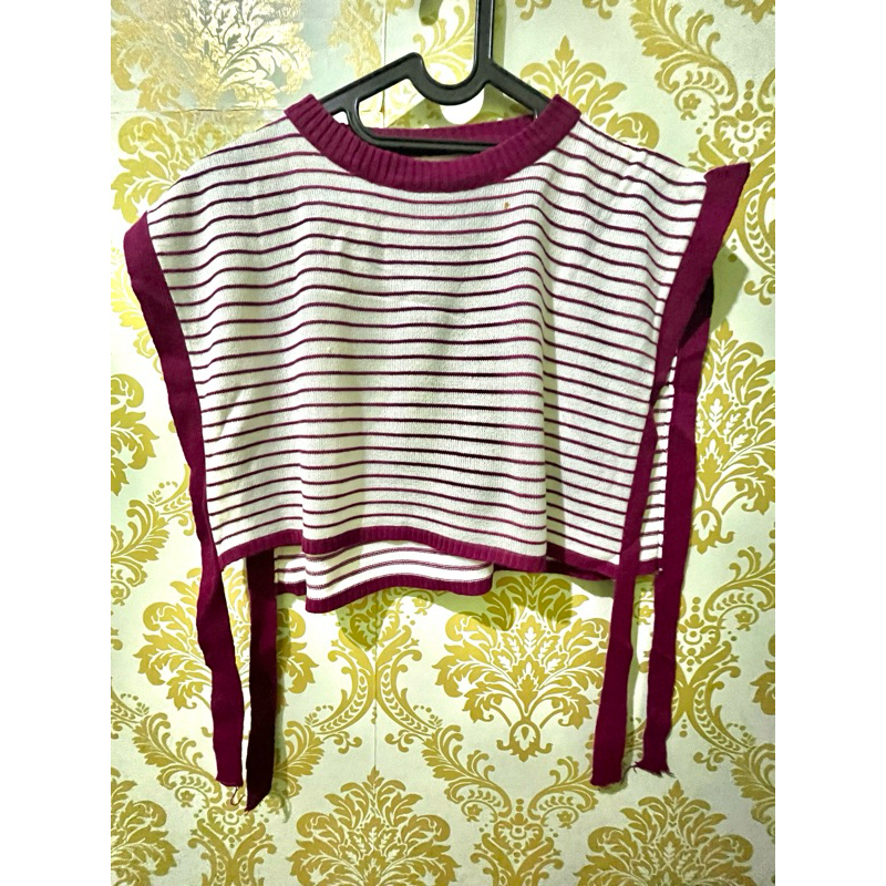 PRELOVED VEST RAJUT CROP TALI SAMPING
