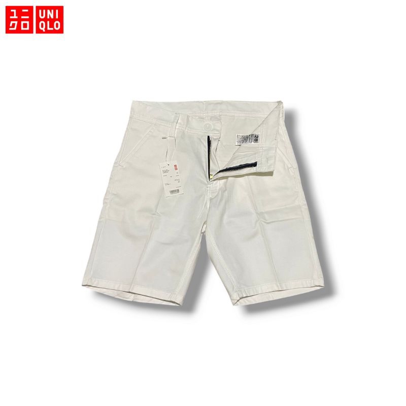 Celana Pendek Uniqlo Pria Premium Putih