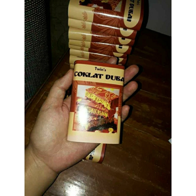 

COKLAT DUBAI TWIN'S hommade