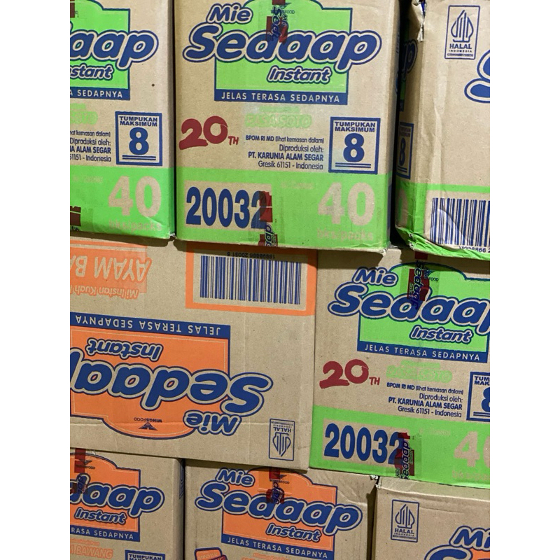 

Mie Sedaap Kuah soto / ayam bawang 1 kardus isi 40