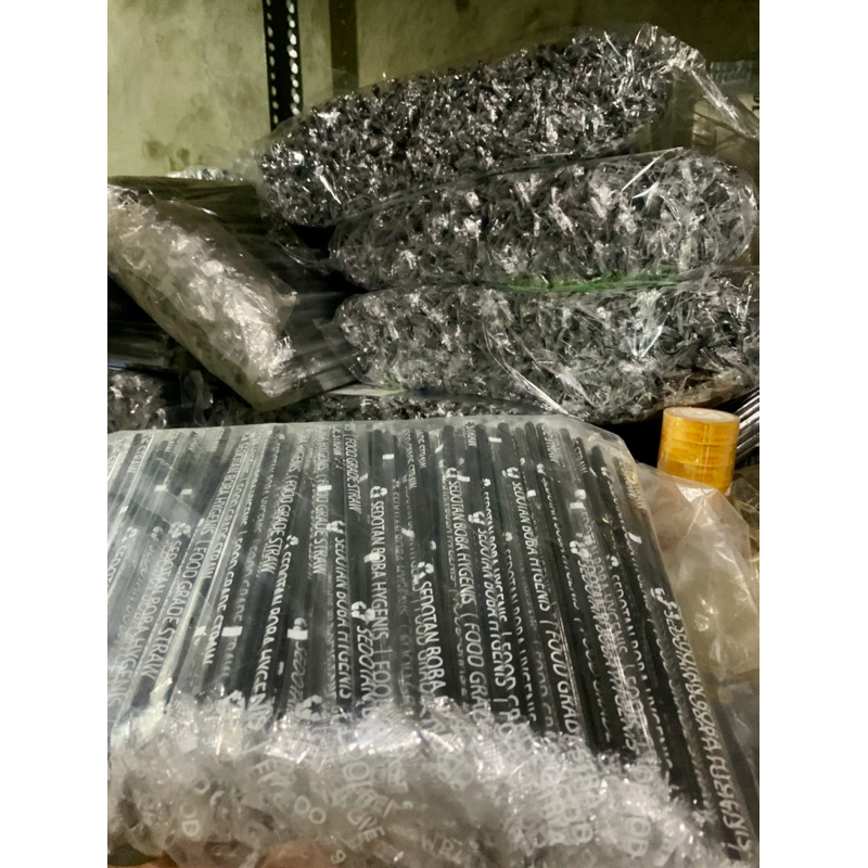 sedotan hitam food grade. sedotan plastik warna hitam steril. 500 pcs.