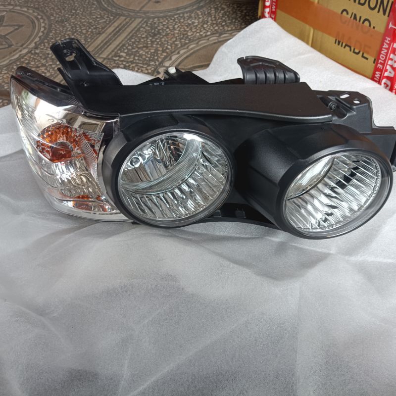 lampu depan headlamp aveo sonic lis hitam