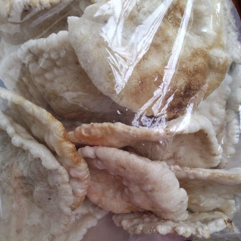 

Kerupuk Kelempang / Kemplang Tunu Asli Palembang
