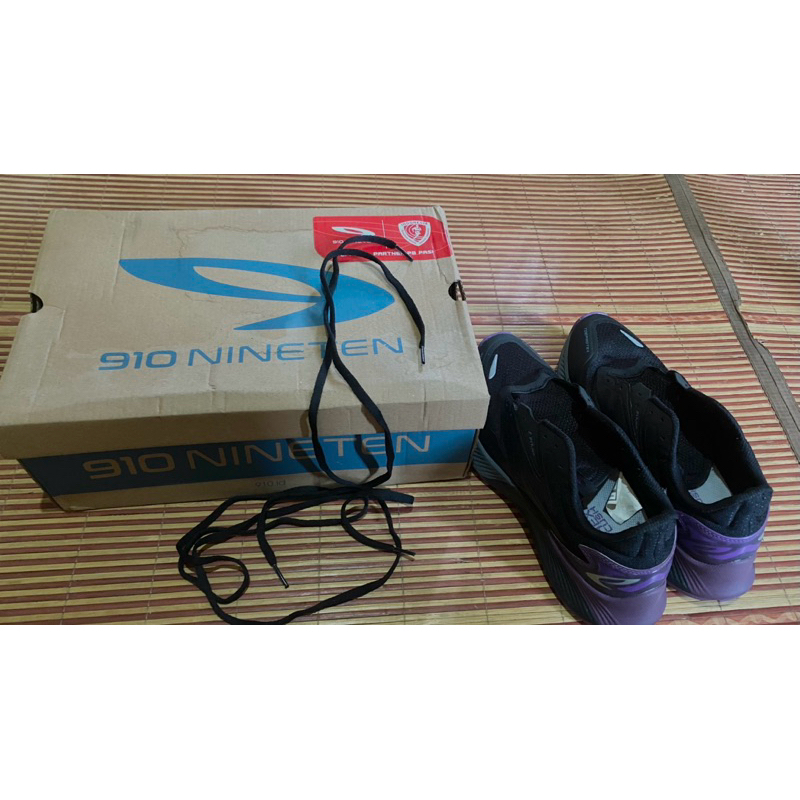 PRELOVED 910 NINETEEN YUZA FERAL TRAIL RUNNING/ SEPATU GUNUNG/ SEPATU LARI GUNUNG