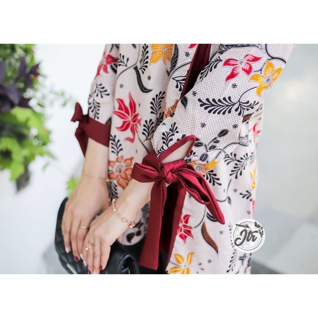 Batik Jlantir Ayana Blouse HQ Combi Moscrepe Ory Maroon
