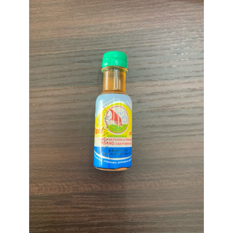 

Essence Pisang Kapal Lajar 20ml (1pcs)