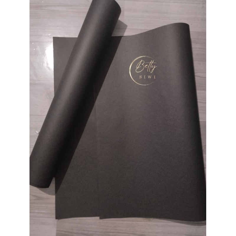 

Karton Manila BC Hitam ukuran 86x61cm