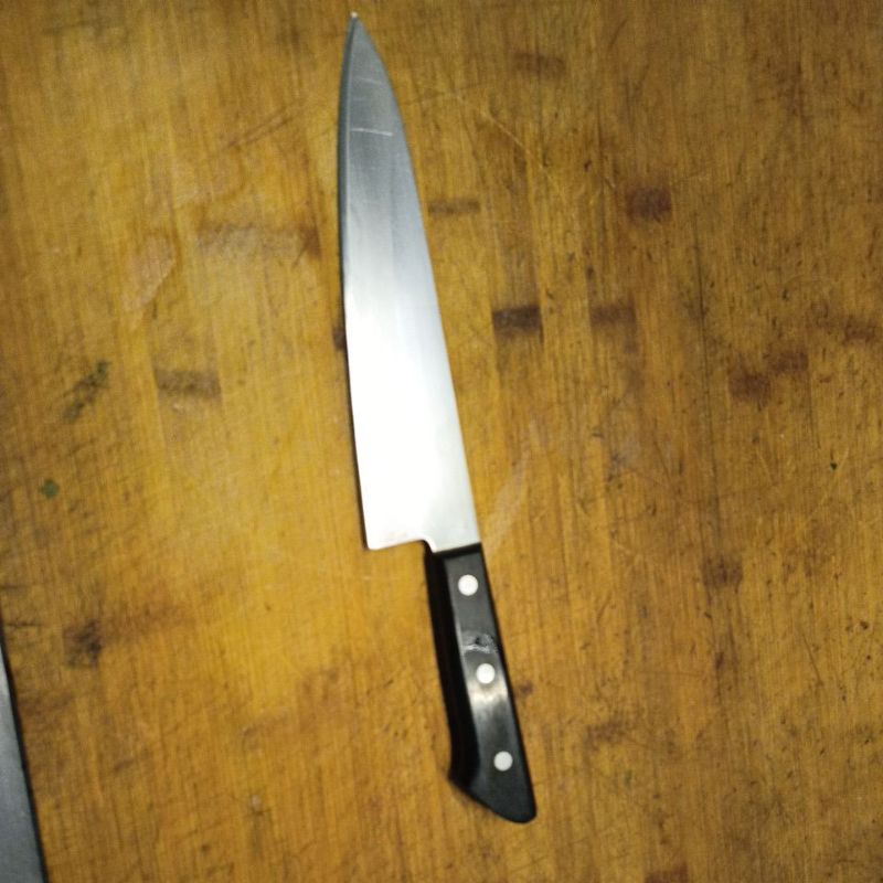 Pisau Chef bekas Gordon Ramzy