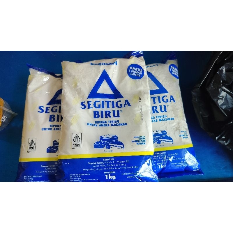 

Segitiga Biru Eco 1 Kg (Kemasan Transparan)