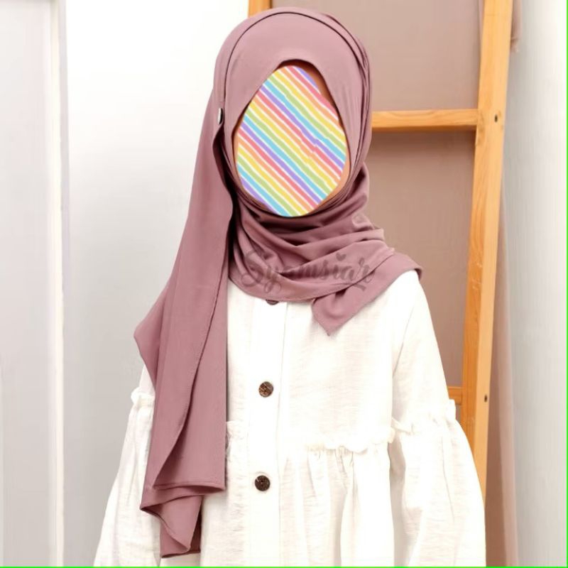 Hijab Pashmina Kancing Anak Warna Burgundy