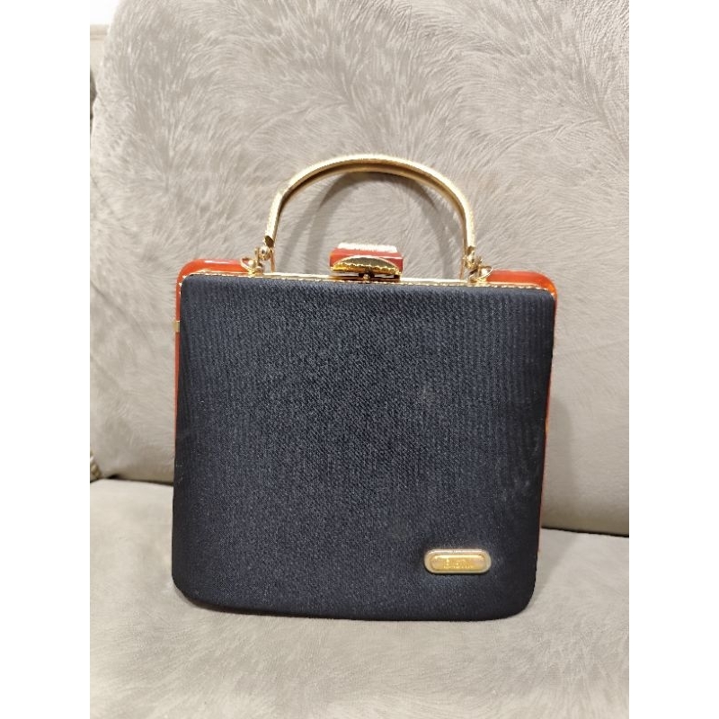 Tas Pesta Vintage satin Hitam mewah jadul minus noda di gagang emas