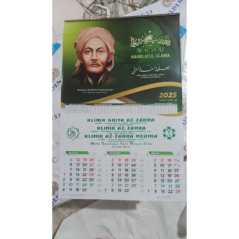 

Kalender Custom khusus ukuran 32x48cm