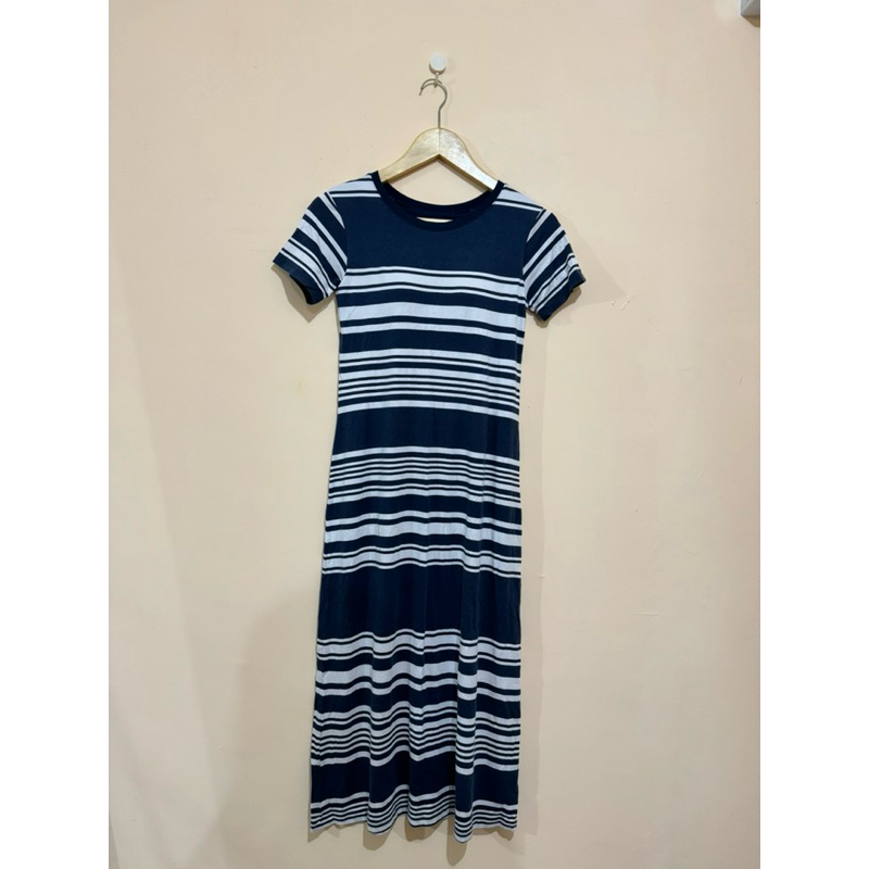 Preloved/Thrift Midi Dress Stripe Biru Uniqlo Korean Style