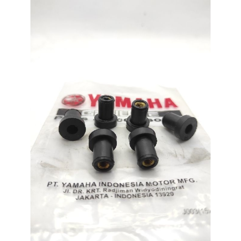 Mur Karet Visor Nmax pcx aerox / mur baut visor nmax / karet mur baut visor nmax