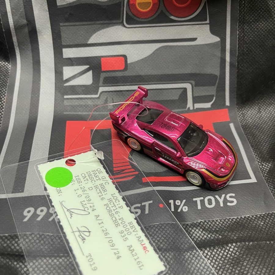 Hot wheels porsche legend tour 2025 FEP with green card