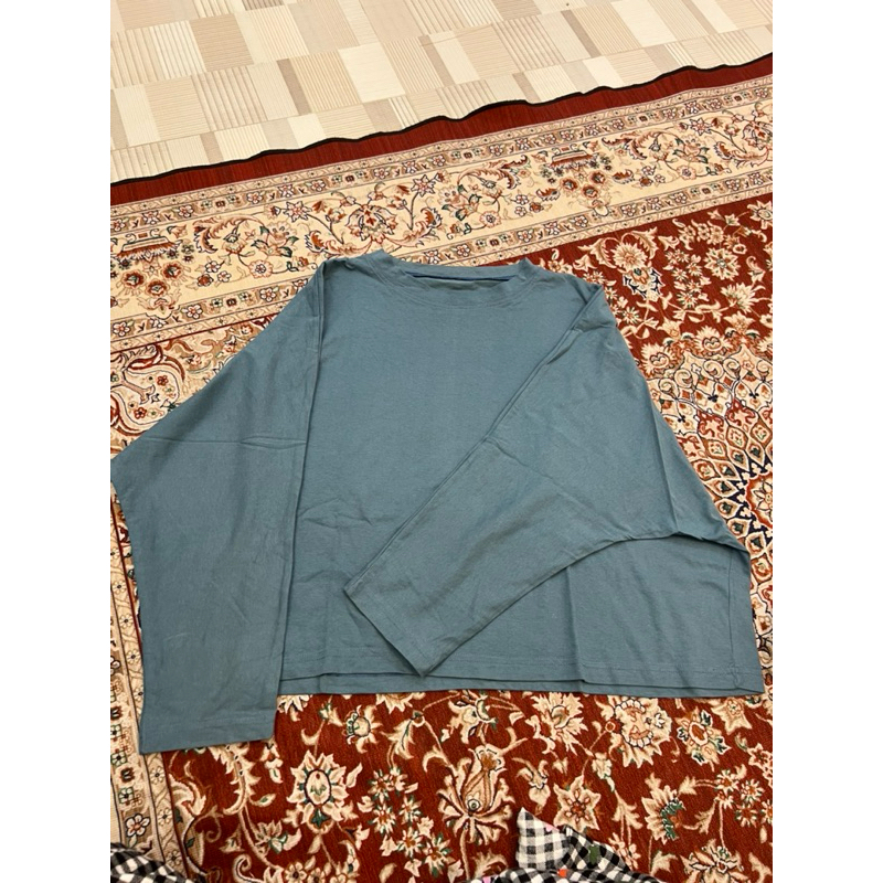 preloved crop top oversized