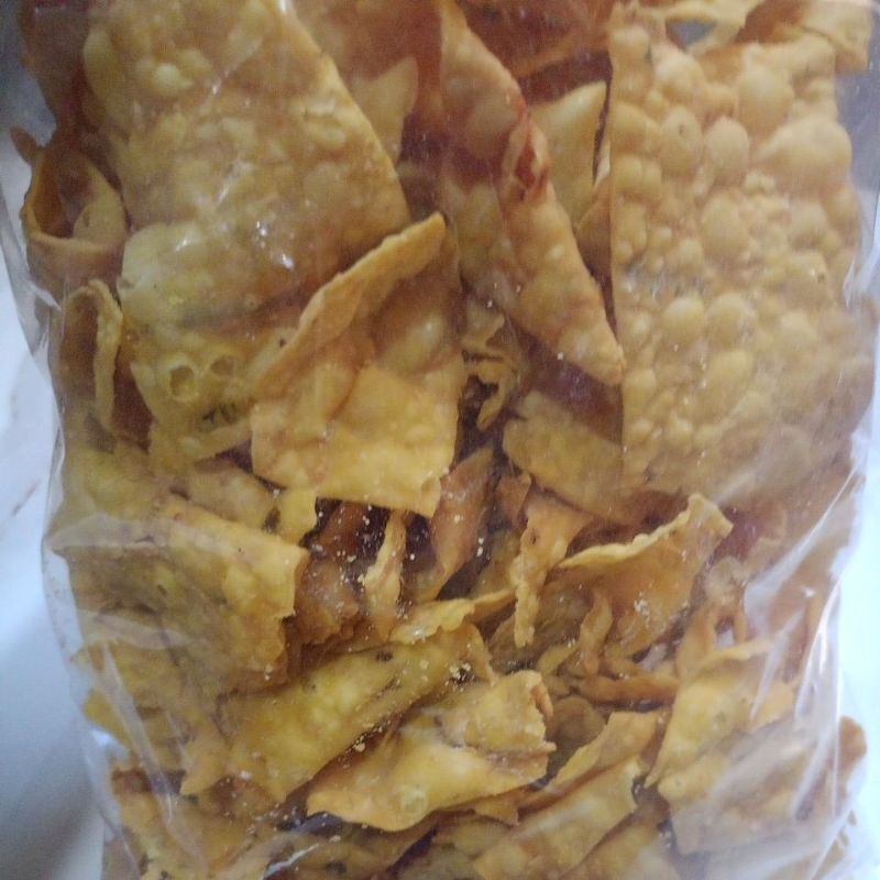 

250 grm keripik bawang gurih & enak