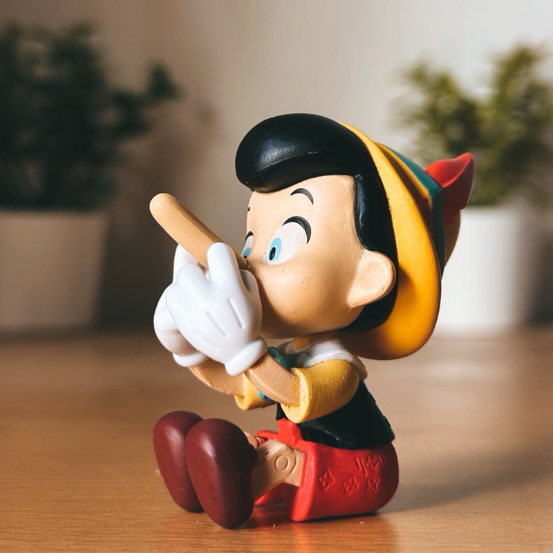 Figure Disney Pinochio Hide and Seek Funny