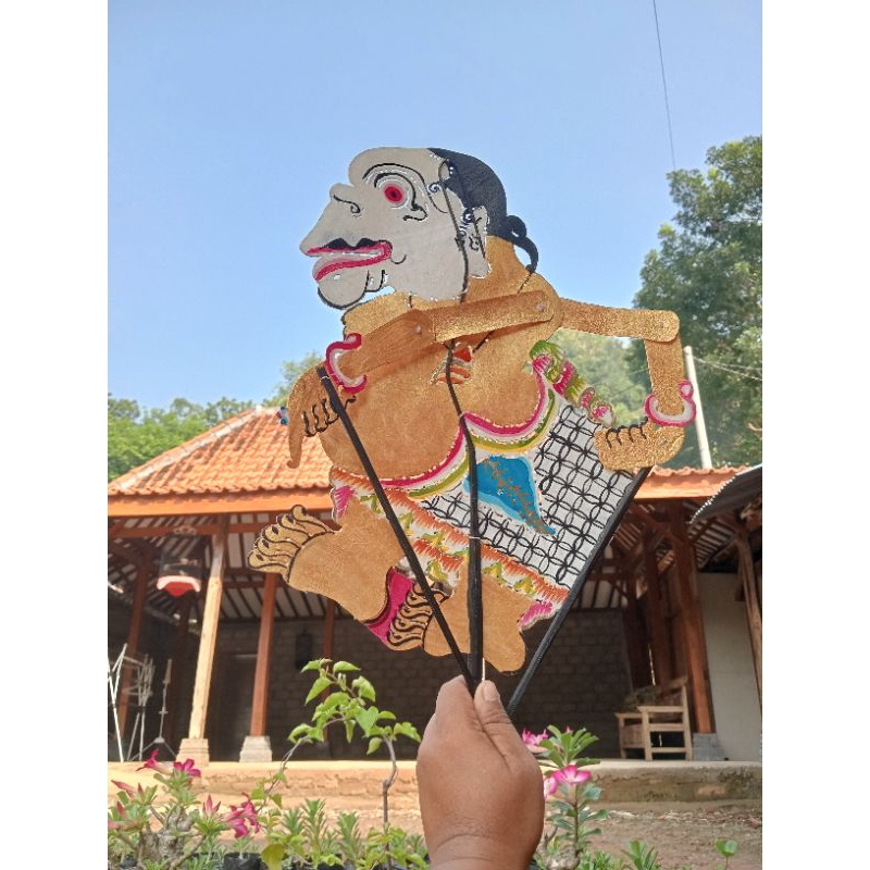 wayang kulit bagong emas