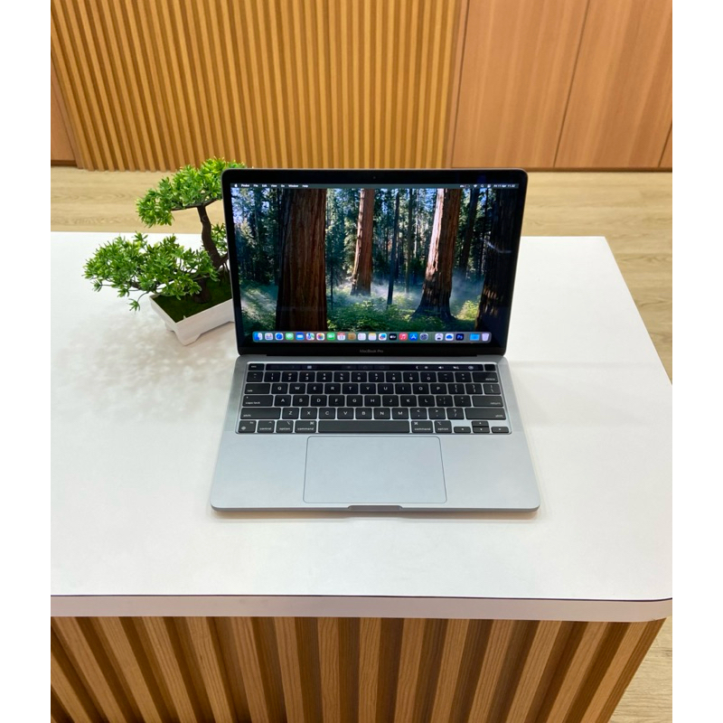 MacBook Pro 2020 13in M1 8GB 256GB