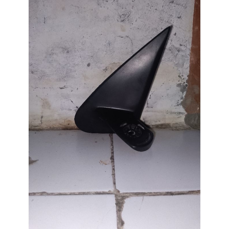 Dudukan spion toyota rush terios 2016 original bagian kiri