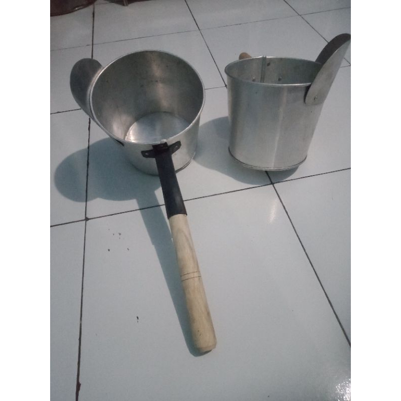 gayung /siwur babangi krupuk