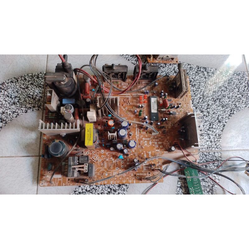 Mesin tv LG 29in slim pearblack