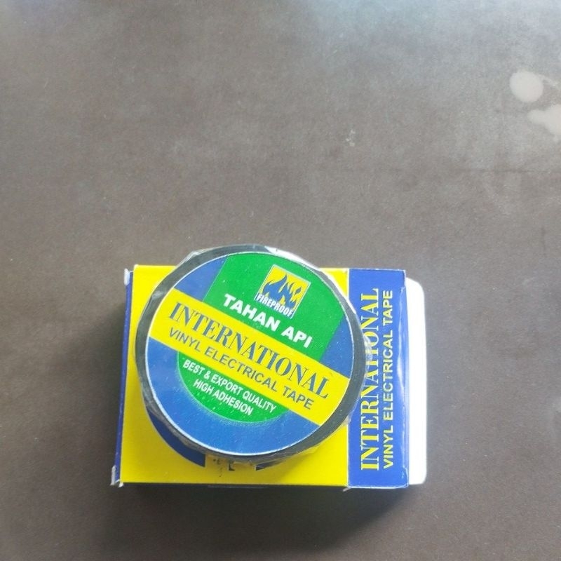 

Solasi internasional tahan api merekat lebih kuat