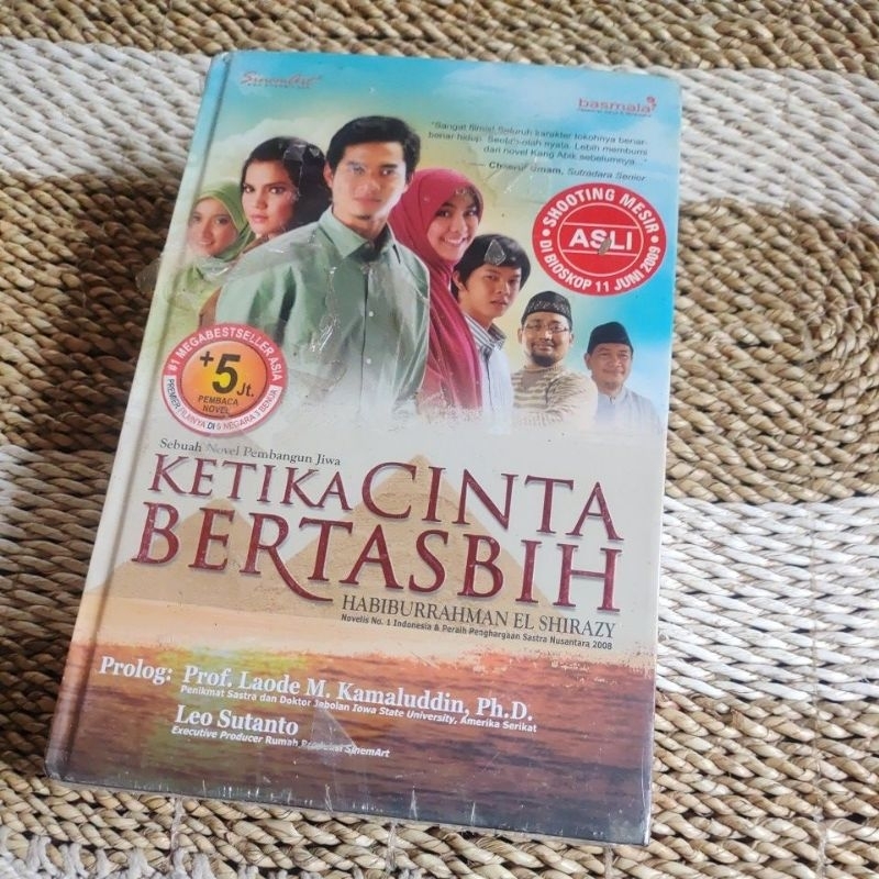 KETIKA CINTA BERTASBIH - HABIBURRAHMAN EL SHIRAZY original HARDCOVER
