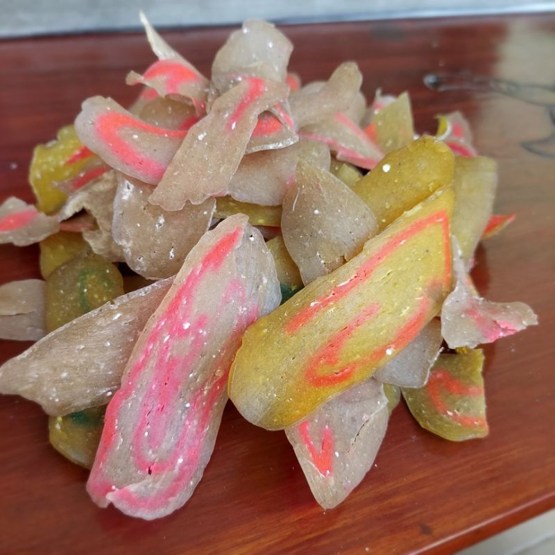 

Oleh-oleh khas Kediri Krecek mentah Krupuk bawang panjang kerupuk godok iris warna krecek krupuk melarat