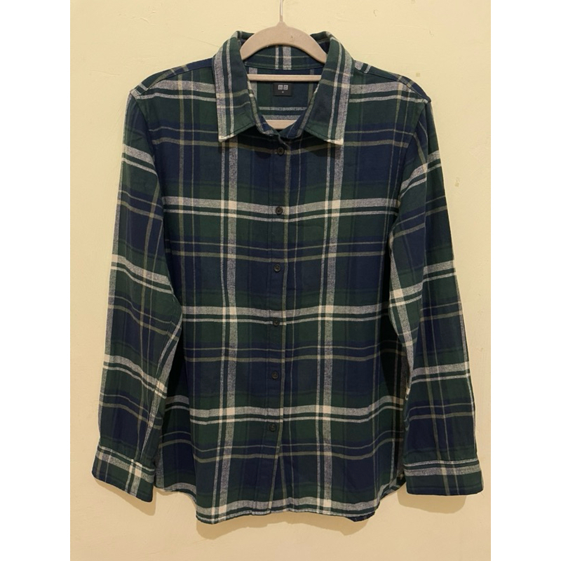 PRELOVED UNIQLO KEMEJA FLANNEL WOMEN