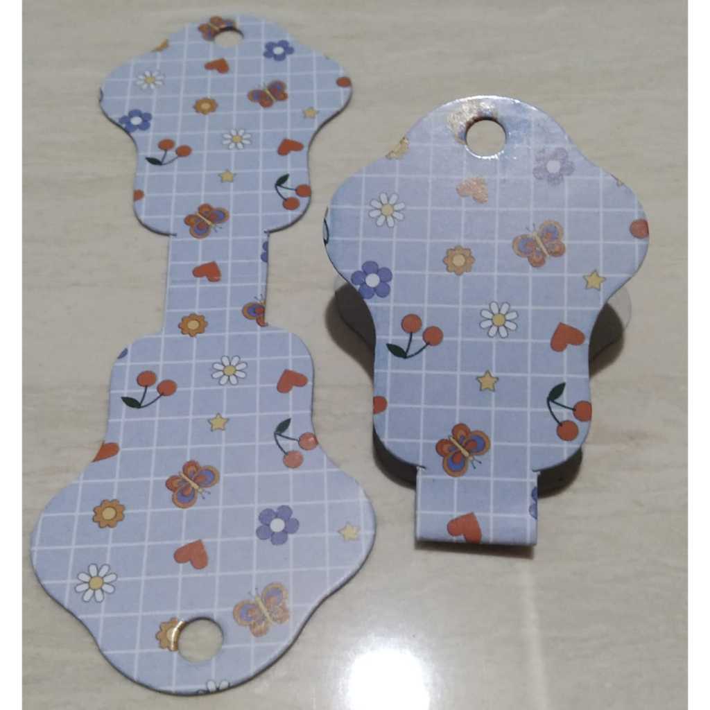 

Kertas Label Gantungan Kalung/ Gelang Motif 2 Jual Perpcs