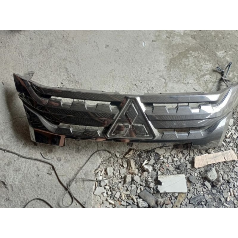 grill xpander croos 2021