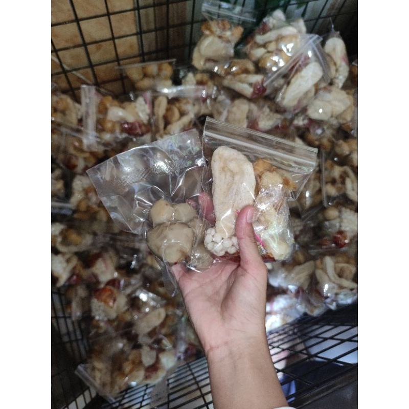 

Bakso Aci Ayam Suwir