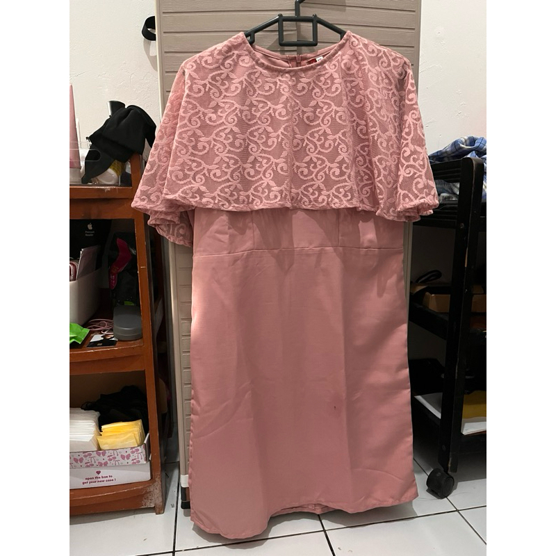 PRELOVED - dress salem brukat