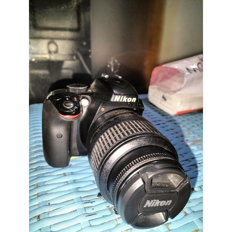 kamera DSLR Nikkon D3300 bekas