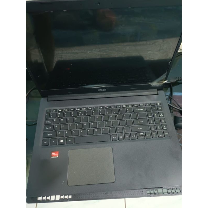 laptop Acer AMD Athlon Silver 3050U
