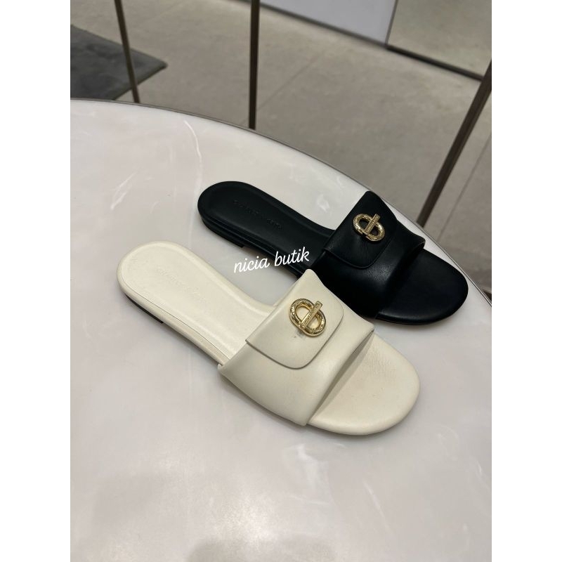 sandal ck slide metallic accent