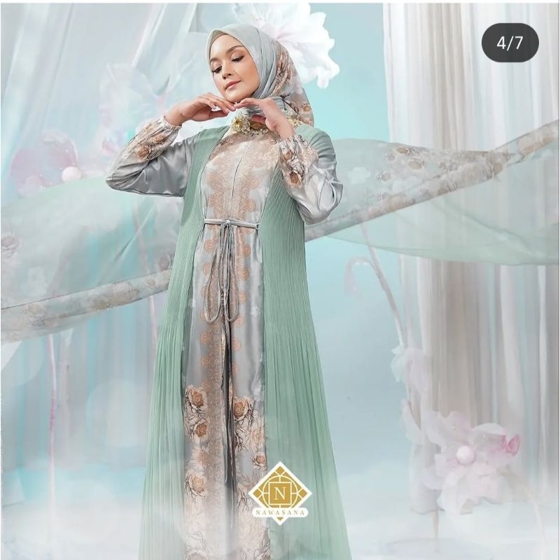 Aurora dress by Nawasana
