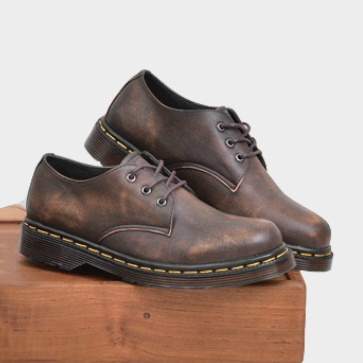 GREATA Kalmar Camel Sepatu Pantofel Formal Pria Kulit Sol Docmart