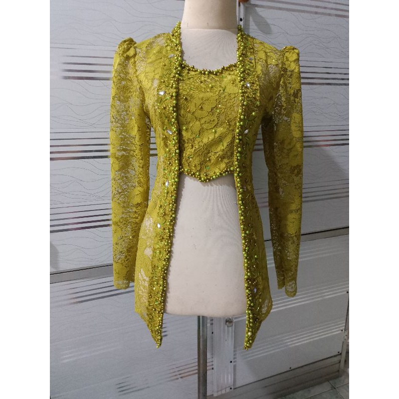 kebaya kutubaru berpayet