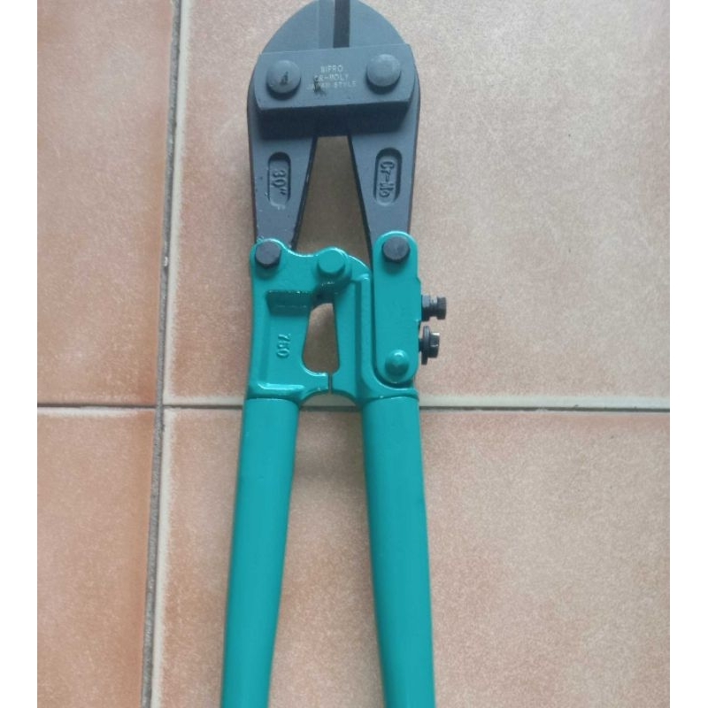 gunting besi beton merek wipro