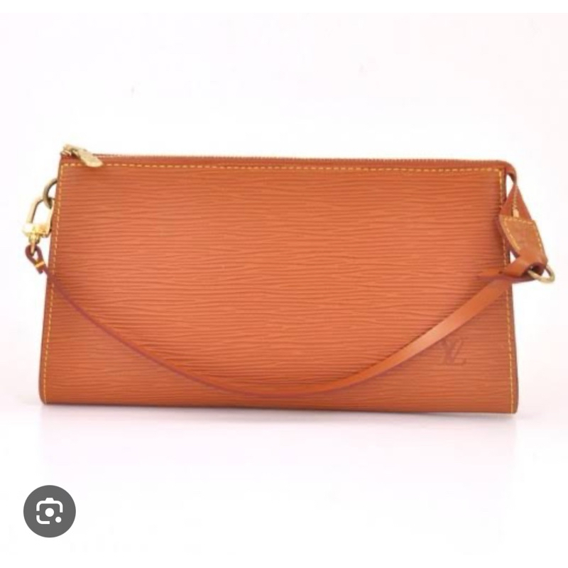 (Preloved) Louis Vuitton Louis Vuitton Brown Epi Leather Pochette Accessoris