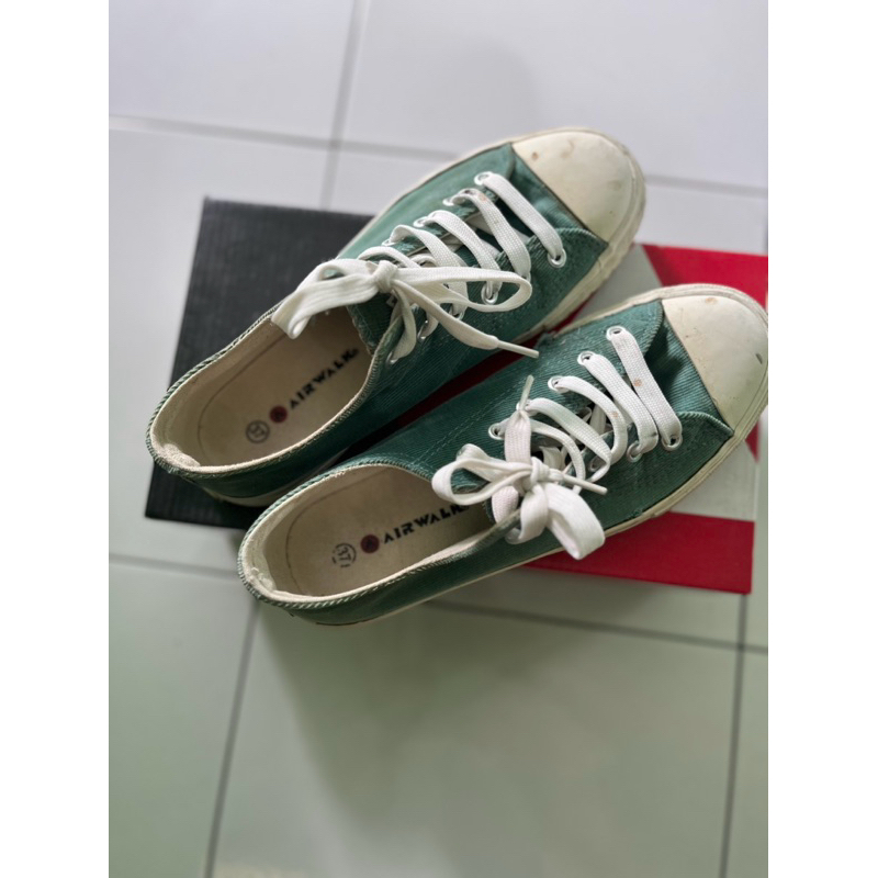 ***Preloved*** Sepatu Airwalk Original store size 37