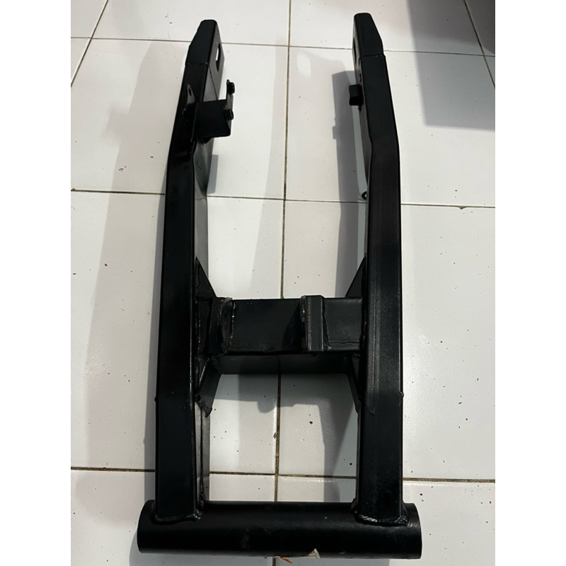 SWING ARM / CAPIT UDANG / GARBU BELAKANG FORK KLX 150