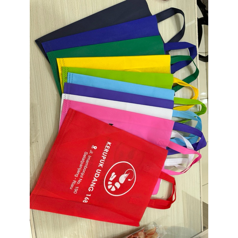 

Gody bag Handel , Tas Bingkisan , tas bingkisan lebaran, tas kado, tas belanja, tas sablon nama, tas promosi, Tas sembako, agen tas Godybag, tas souvenir, tas seminar, Tas Lebaran, sablon godybag
