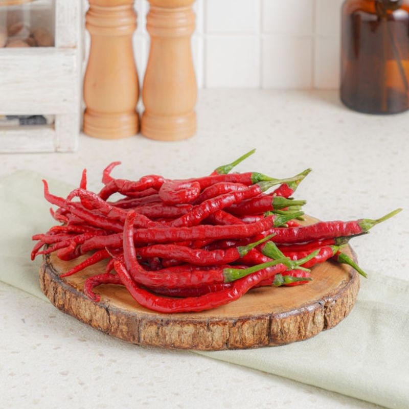 

Cabe / Cabai Merah Keriting 600 gr | Hasil Lampung